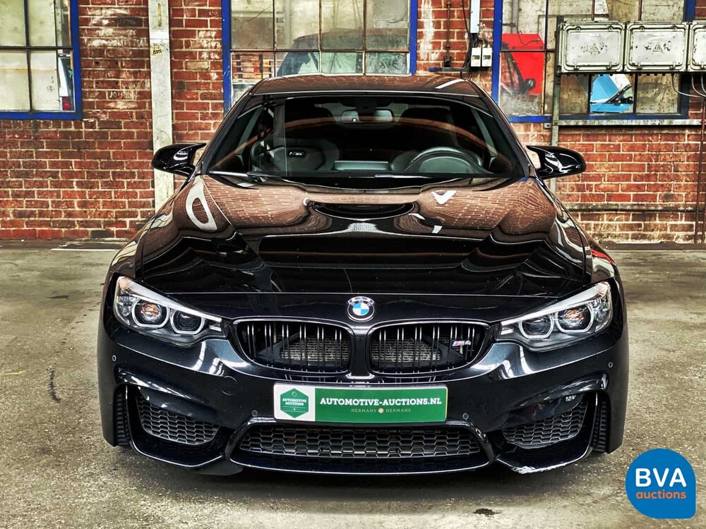 BMW M4 Competition 450pk Drivelogic Coupe 4-serie 2018 M-Performance