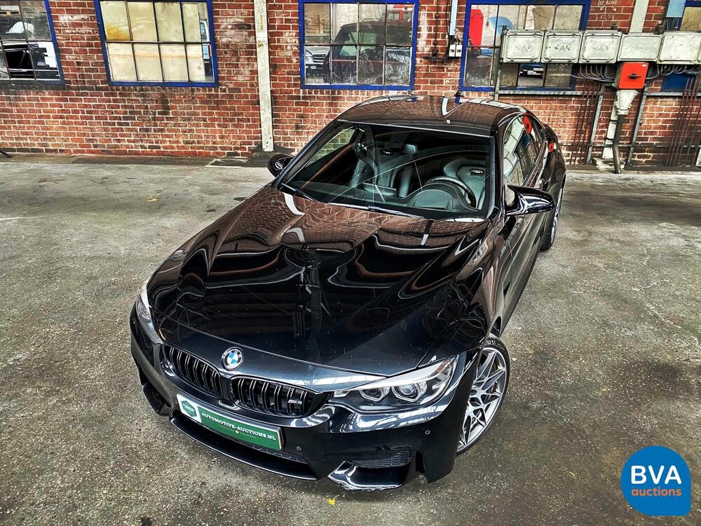 BMW M4 Competition 450pk Drivelogic Coupe 4-serie 2018 M-Performance