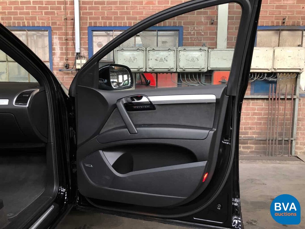 Audi Q7 3.0 TDI Quattro 7-persoons 239pk Facelift 2011, 19-RRL-5