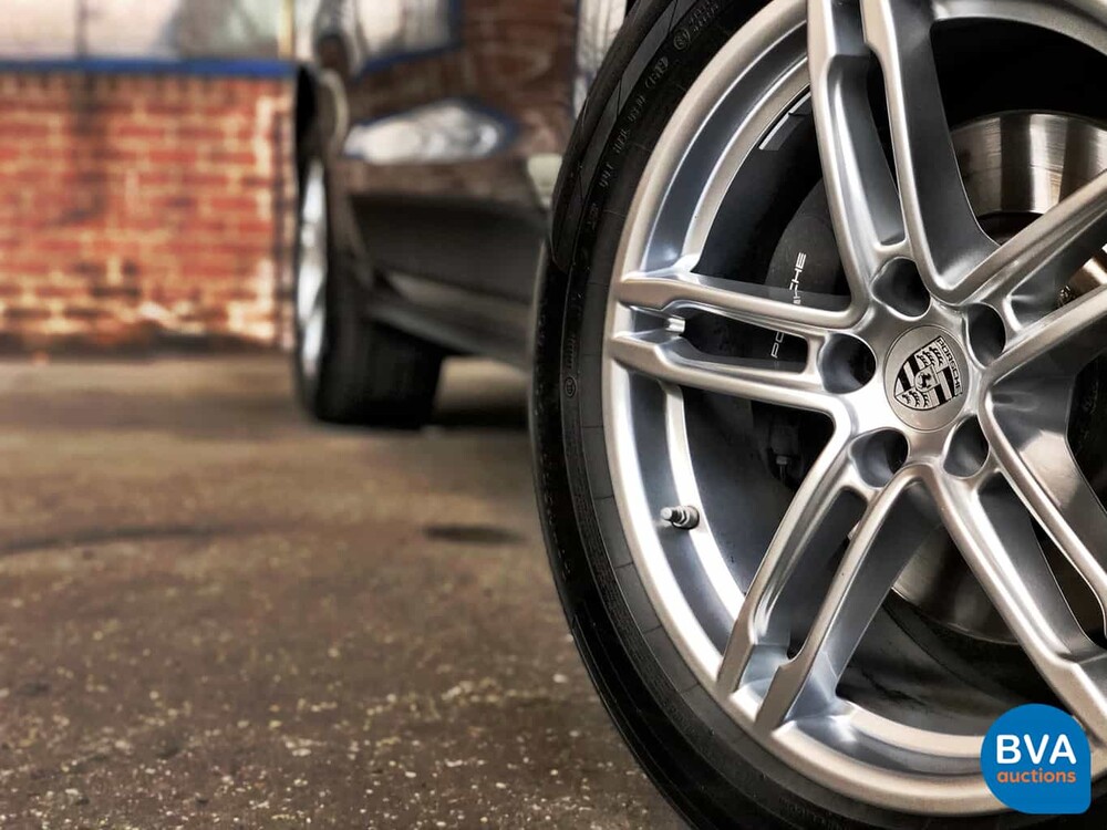Porsche Macan PDK Benzine 245pk MY-2020 -Garantie-