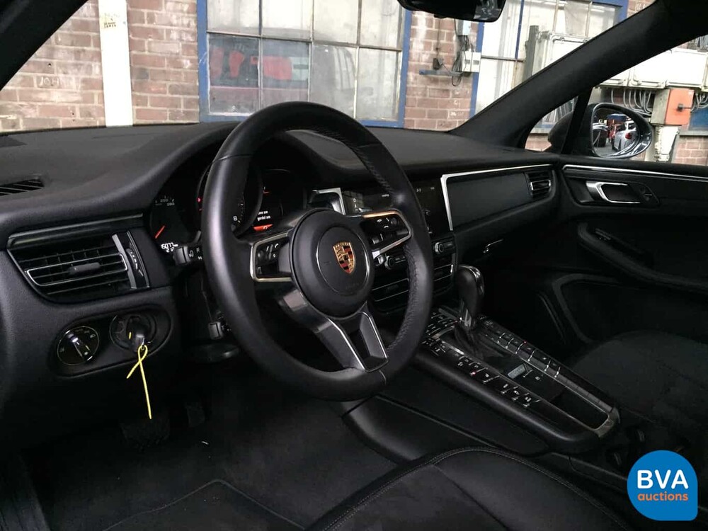 Porsche Macan PDK Benzine 245pk MY-2020 -Garantie-