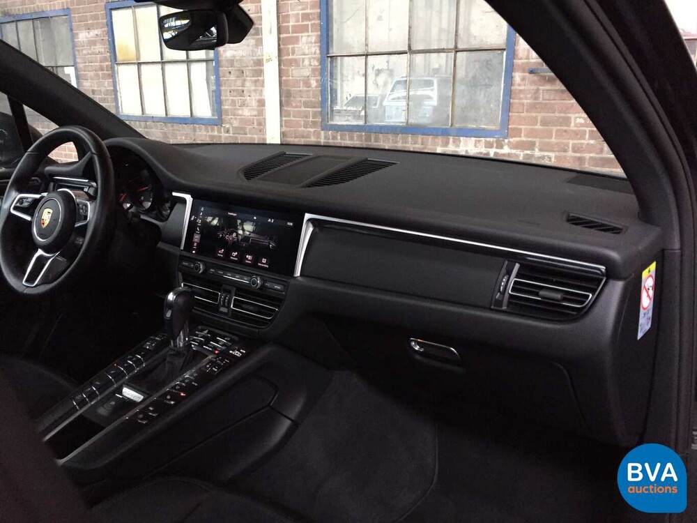 Porsche Macan PDK Benzine 245pk MY-2020 -Garantie-