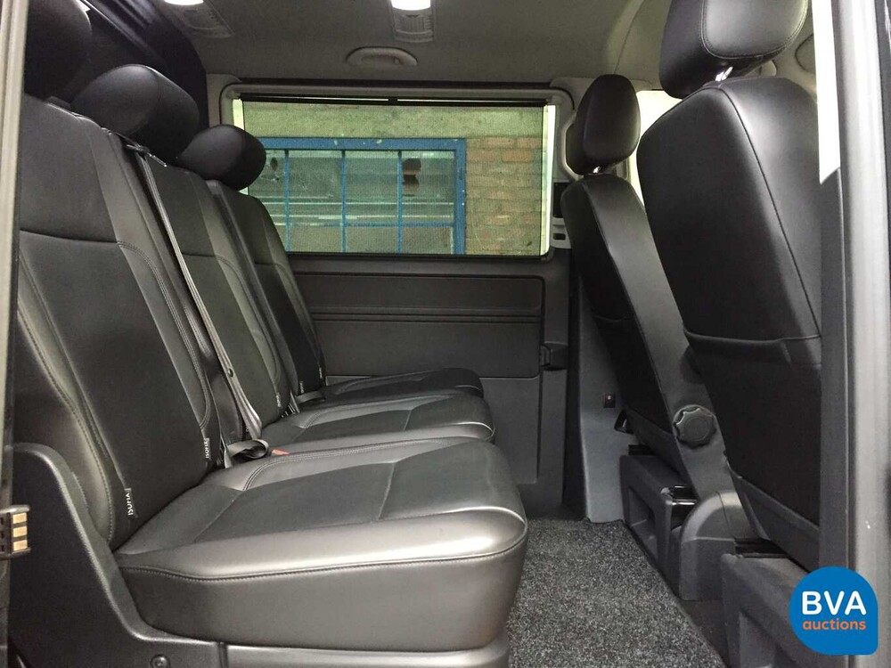 Volkswagen Caravelle Transporter Dubbelcabine 2.0 TDI 150pk DSG 2018 High-line, V-457-PH