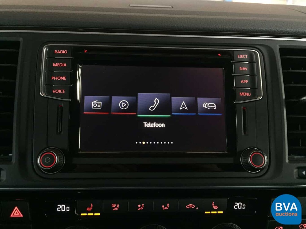 Volkswagen Caravelle Transporter Dubbelcabine 2.0 TDI 150pk DSG 2018 High-line, V-457-PH