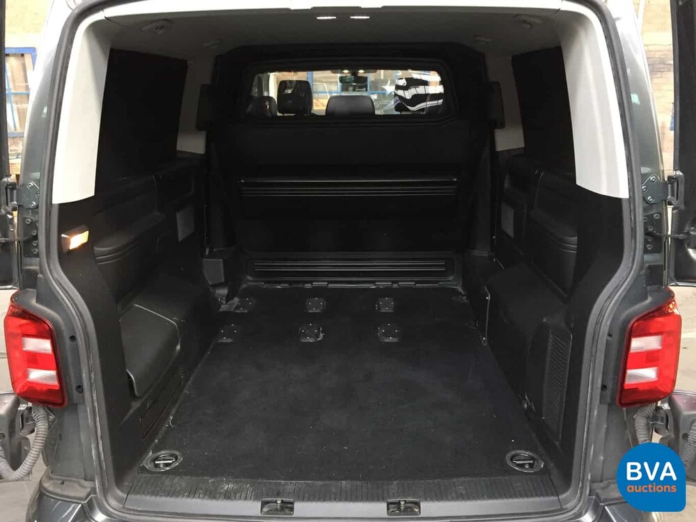 Volkswagen Caravelle Transporter Dubbelcabine 2.0 TDI 150pk DSG 2018 High-line, V-457-PH