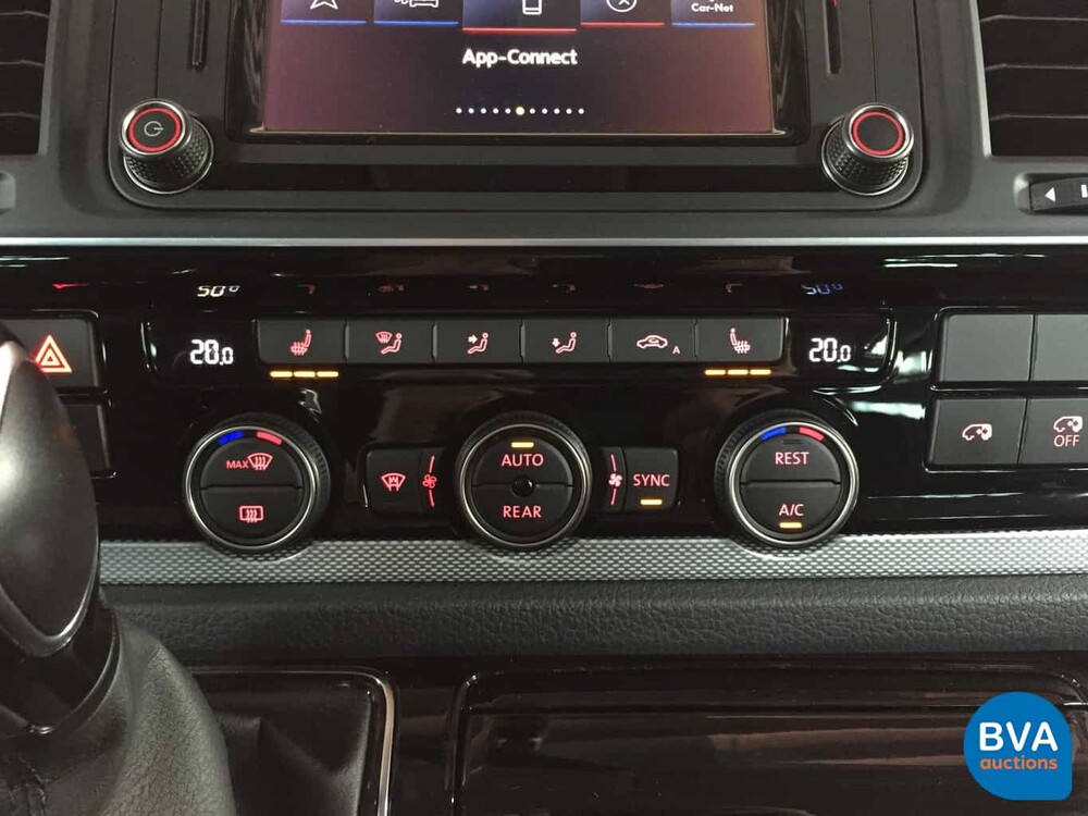 Volkswagen Caravelle Transporter Dubbelcabine 2.0 TDI 150pk DSG 2018 High-line, V-457-PH