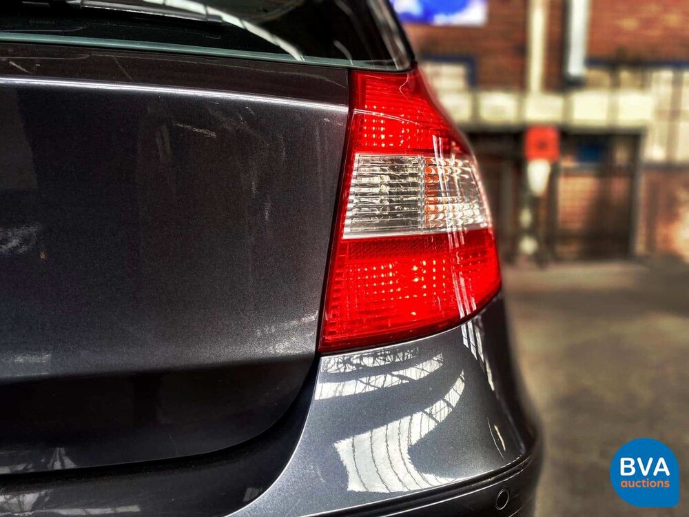 BMW 120i 150pk 1-serie 2004, 71-PR-LN