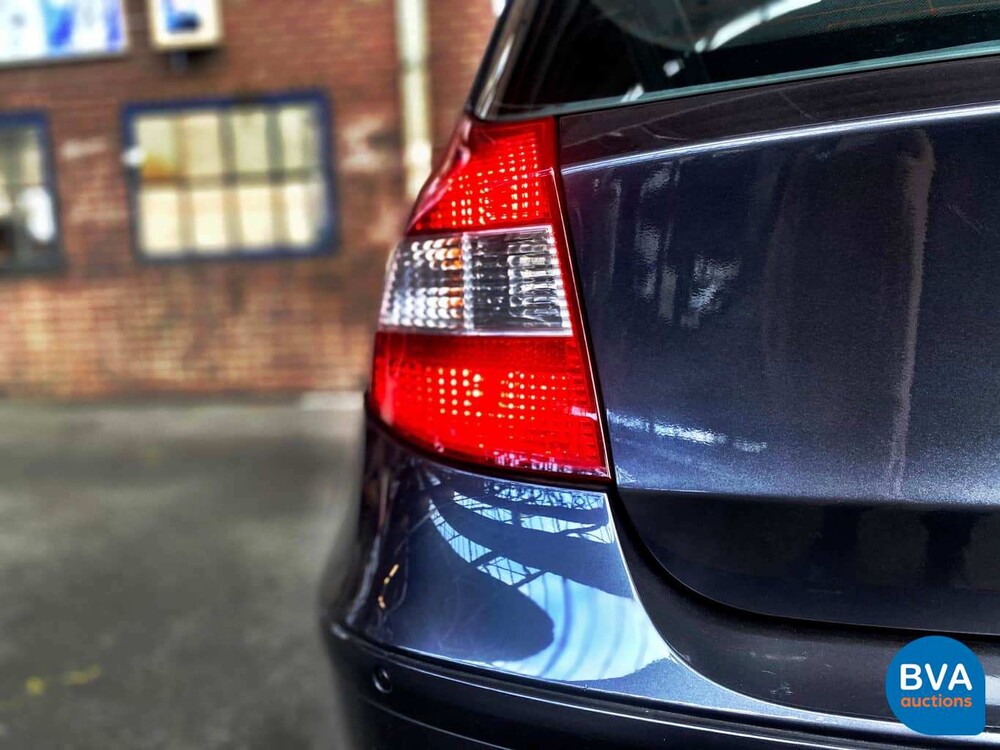 BMW 120i 150pk 1-serie 2004, 71-PR-LN