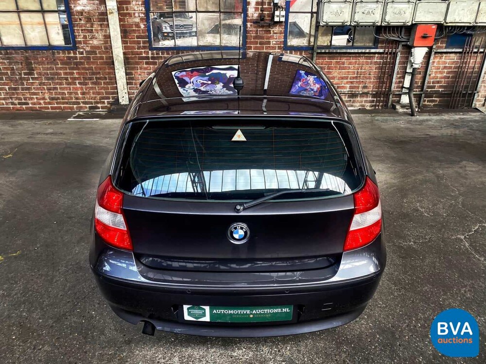 BMW 120i 150pk 1-serie 2004, 71-PR-LN