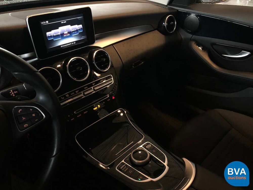 Mercedes-Benz C180 BlueTec AMG Kombi C-Klasse 116 PS 2015.