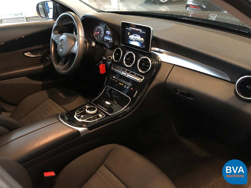 Mercedes-Benz C180 BlueTec AMG Kombi C-Klasse 116 PS 2015.