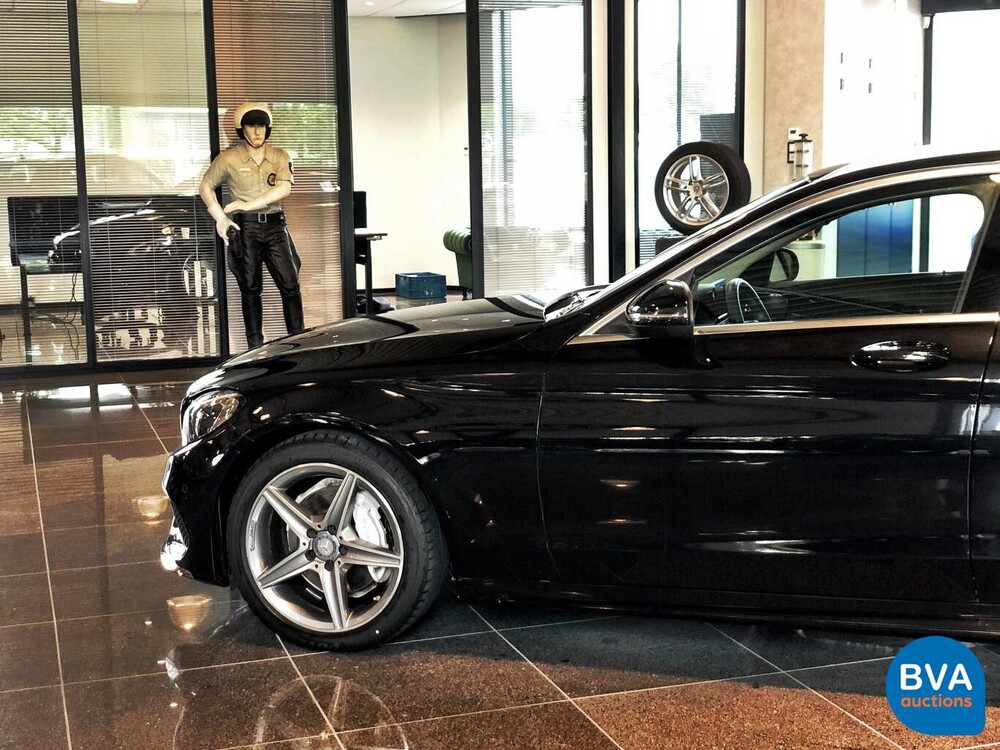 Mercedes-Benz C180 BlueTec AMG Kombi C-Klasse 116 PS 2015.