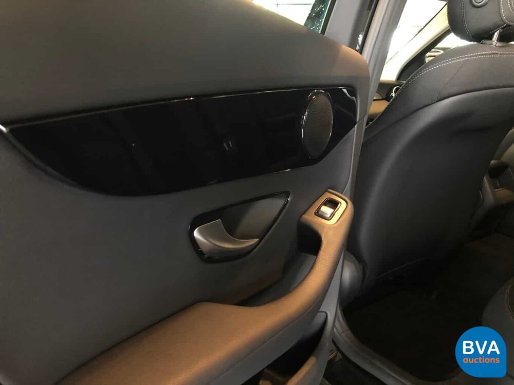 Mercedes-Benz C180 BlueTec AMG Kombi C-Klasse 116 PS 2015.