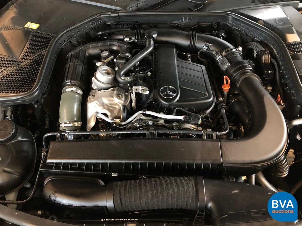 Mercedes-Benz C180 BlueTec AMG Kombi C-Klasse 116 PS 2015.