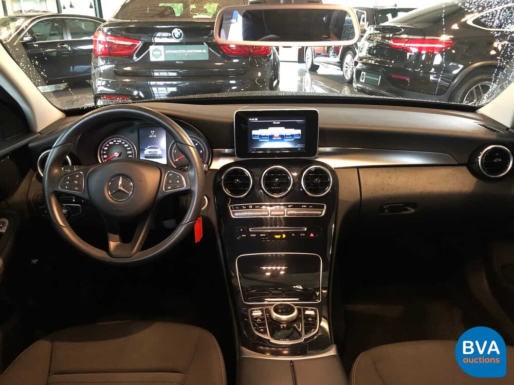 Mercedes-Benz C180 BlueTec AMG Kombi C-Klasse 116 PS 2015.