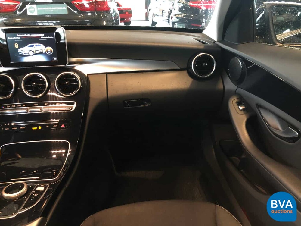Mercedes-Benz C180 BlueTec AMG Kombi C-Klasse 116 PS 2015.