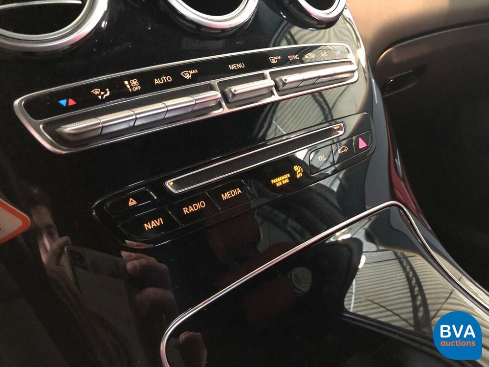 Mercedes-Benz GLC220d Coupé AMG 4Matic 170 PS GLC 2018.