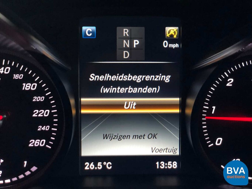 Mercedes-Benz GLC220d Coupé AMG 4Matic 170 PS GLC 2018.