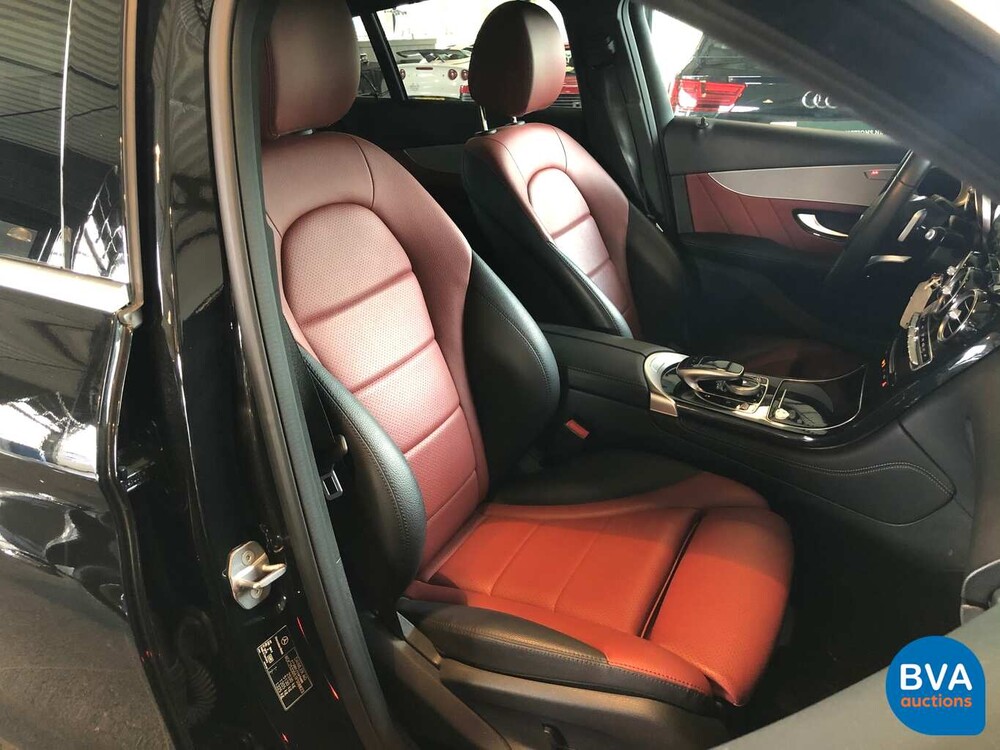 Mercedes-Benz GLC220d Coupé AMG 4Matic 170 PS GLC 2018.