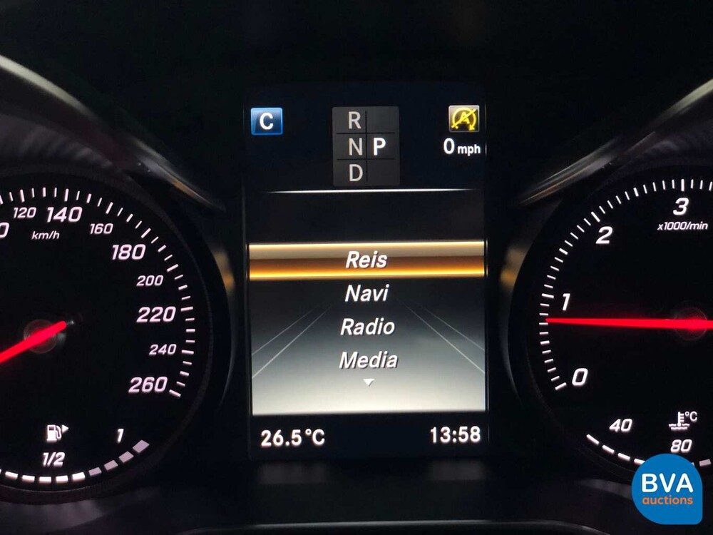 Mercedes-Benz GLC220d Coupé AMG 4Matic 170 PS GLC 2018.