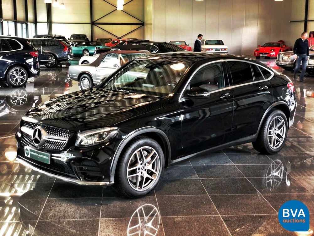 Mercedes-Benz GLC220d Coupé AMG 4Matic 170 PS GLC 2018.