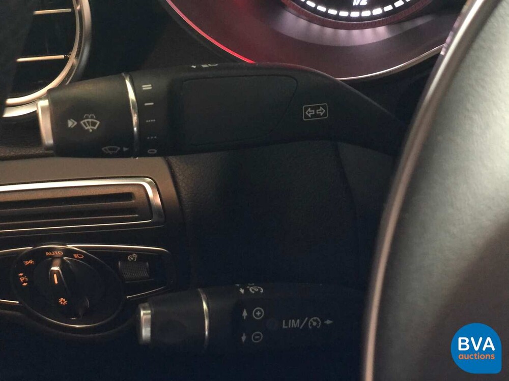 Mercedes-Benz GLC220d Coupé AMG 4Matic 170 PS GLC 2018.