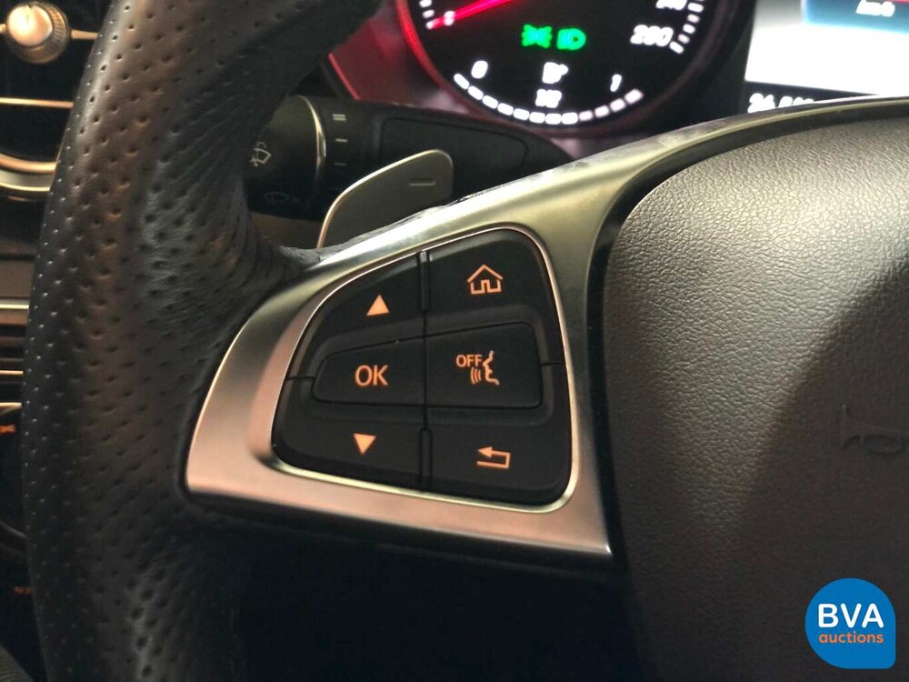 Mercedes-Benz GLC220d Coupé AMG 4Matic 170 PS GLC 2018.