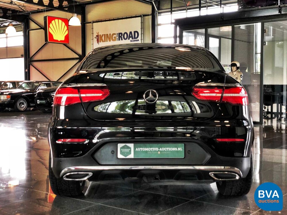 Mercedes-Benz GLC220d Coupé AMG 4Matic 170 PS GLC 2018.