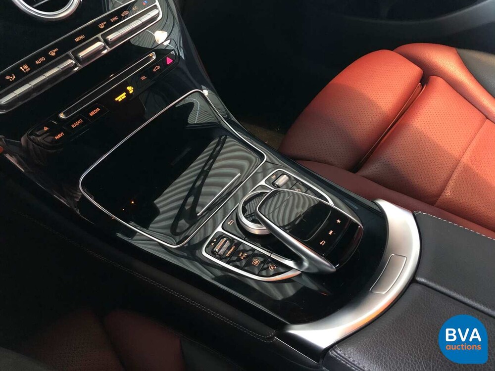 Mercedes-Benz GLC220d Coupé AMG 4Matic 170 PS GLC 2018.