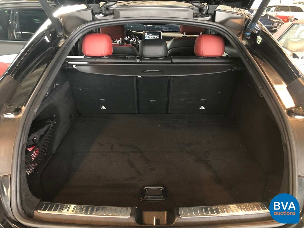 Mercedes-Benz GLC220d Coupé AMG 4Matic 170 PS GLC 2018.