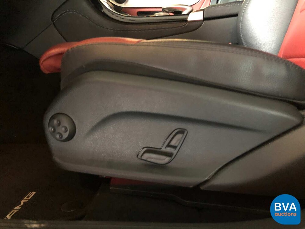 Mercedes-Benz GLC220d Coupé AMG 4Matic 170 PS GLC 2018.