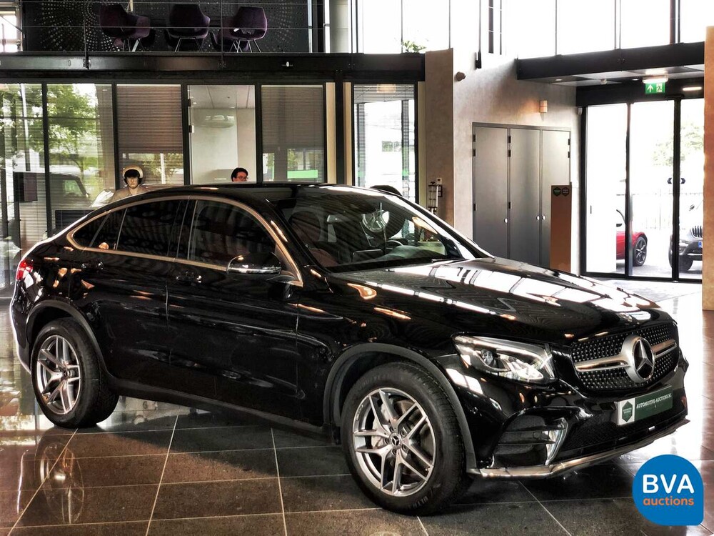 Mercedes-Benz GLC220d Coupé AMG 4Matic 170 PS GLC 2018.