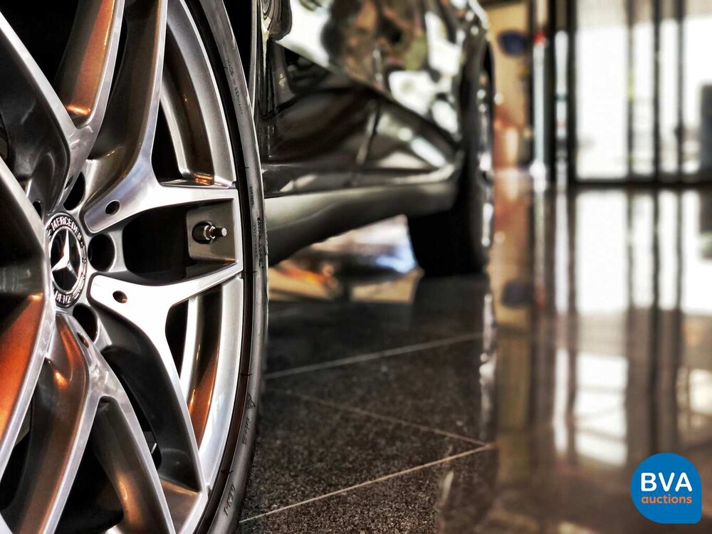 Mercedes-Benz GLC220d Coupé AMG 4Matic 170 PS GLC 2018.