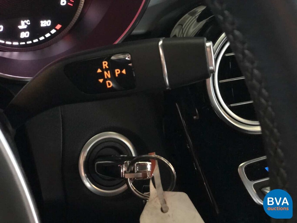 Mercedes-Benz GLC220d Coupé AMG 4Matic 170 PS GLC 2018.