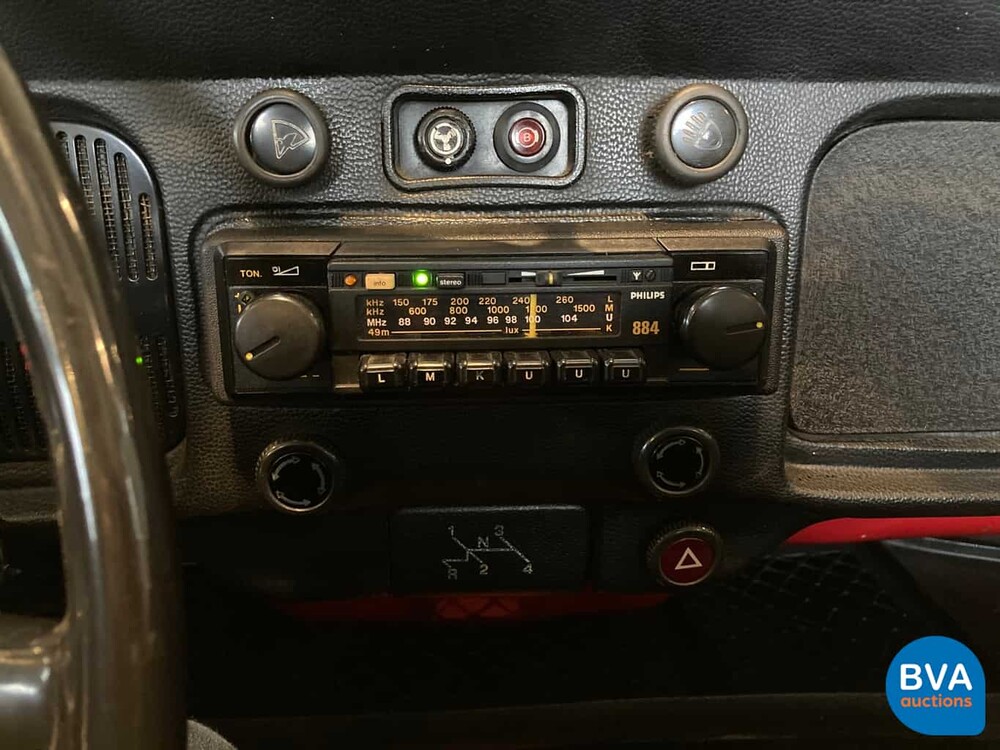 Volkswagen Beetle Cabriolet 1303LS 1971, AE-55-63.