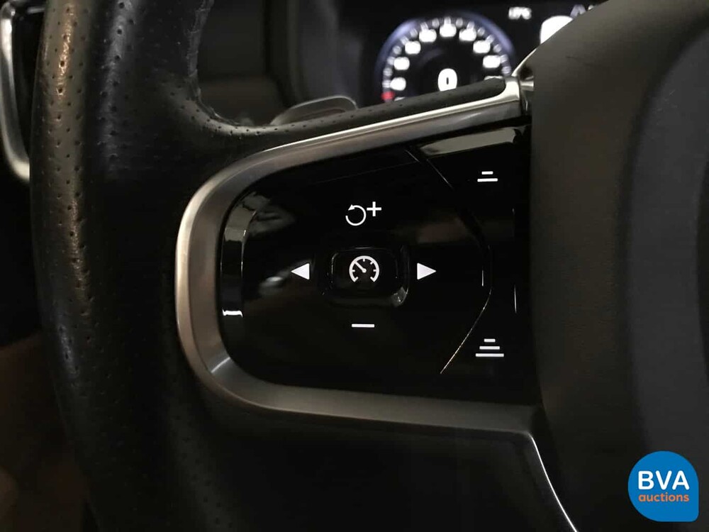 Volvo V90 Cross Country T6 PRO 320 PS 2017 Original NL, RH-416-L.