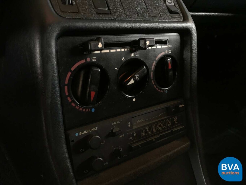 Mercedes-Benz 200 W123 1982 Original NL 200-Serie, HZ-32-YS.