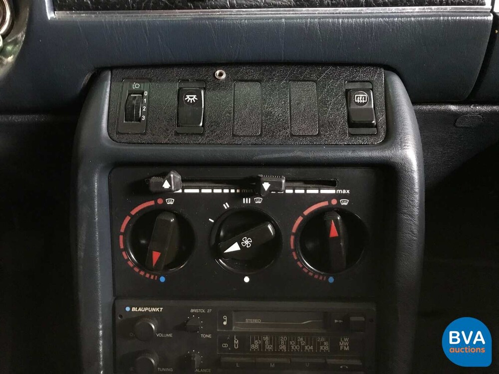 Mercedes-Benz 200 W123 1982 Original NL 200-Serie, HZ-32-YS.