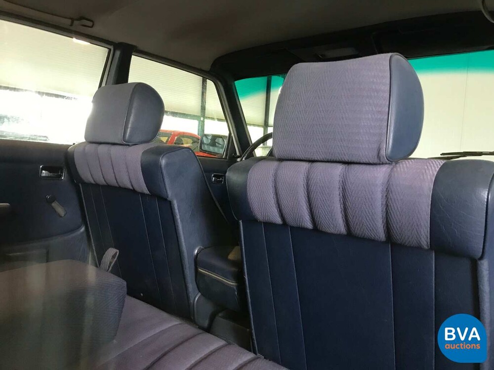 Mercedes-Benz 200 W123 1982 Original NL 200-Serie, HZ-32-YS.