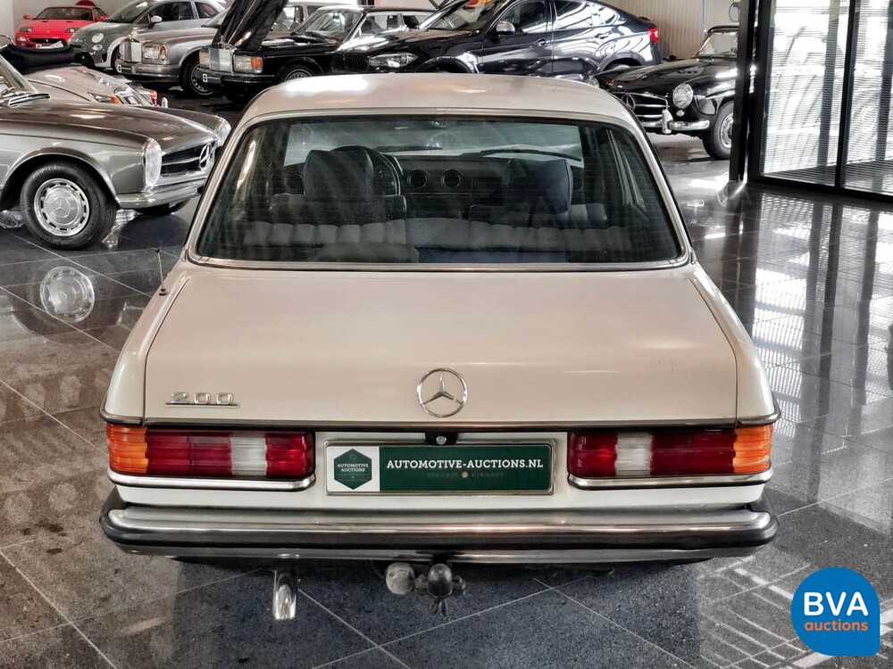 Mercedes-Benz 200 W123 1982 Original NL 200-Serie, HZ-32-YS.