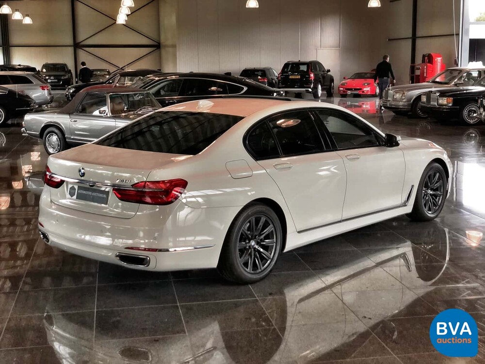 BMW 740i 326pk Individual Shadow-Line Carbon NW-Model 7-serie 2016