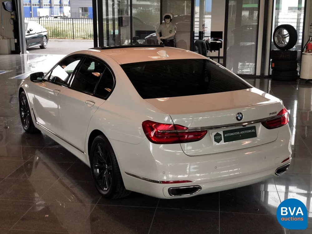 BMW 740i 326pk Individual Shadow-Line Carbon NW-Model 7-serie 2016