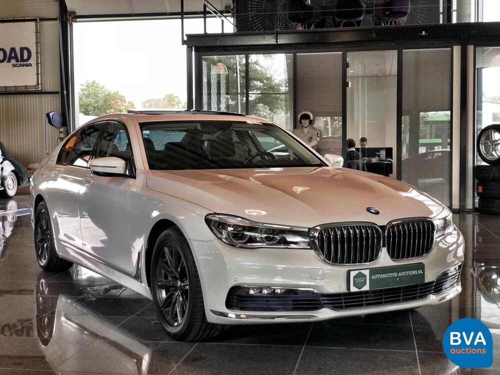 BMW 740i 326pk Individual Shadow-Line Carbon NW-Model 7-serie 2016