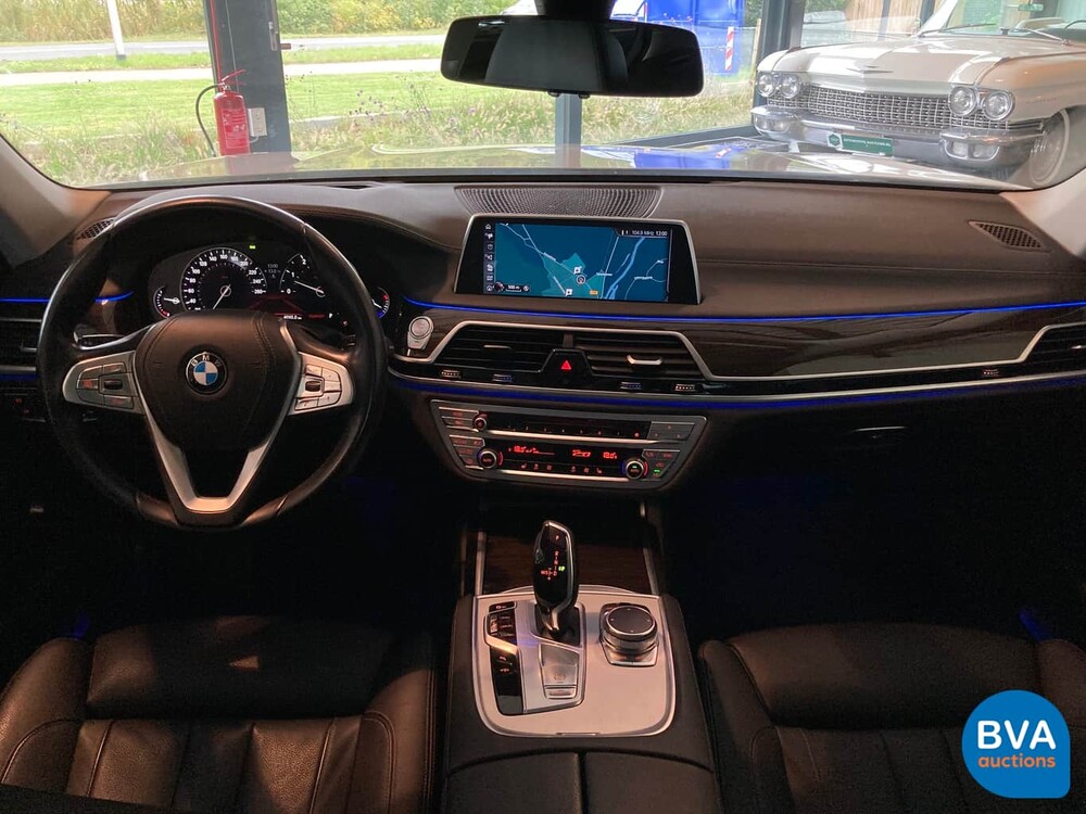 BMW 740i 326pk Individual Shadow-Line Carbon NW-Model 7-serie 2016