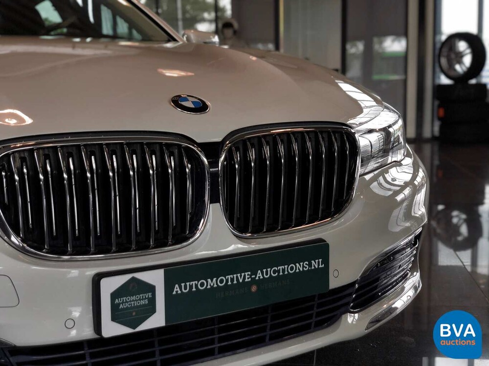 BMW 740i 326pk Individual Shadow-Line Carbon NW-Model 7-serie 2016