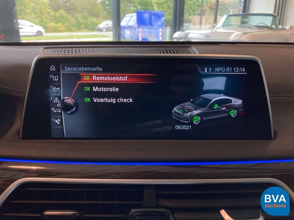 BMW 740i 326pk Individual Shadow-Line Carbon NW-Model 7-serie 2016