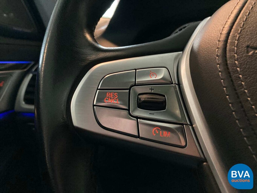 BMW 740i 326pk Individual Shadow-Line Carbon NW-Model 7-serie 2016