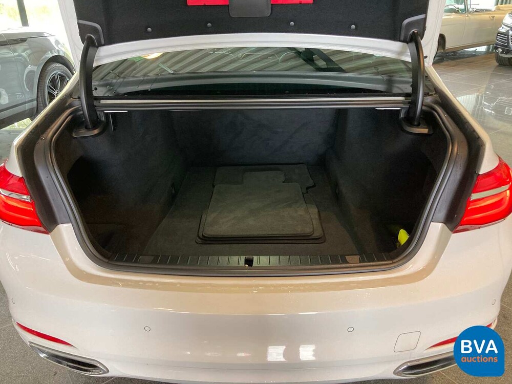 BMW 740i 326pk Individual Shadow-Line Carbon NW-Model 7-serie 2016