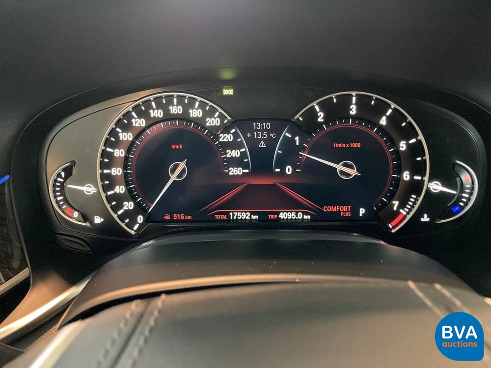 BMW 740i 326pk Individual Shadow-Line Carbon NW-Model 7-serie 2016