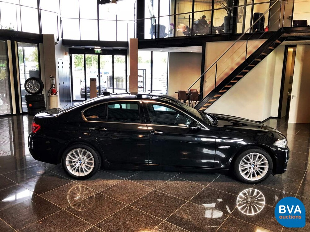 BMW 520i Luxury Sedan 184pk 21.000km! 5-Serie 2013